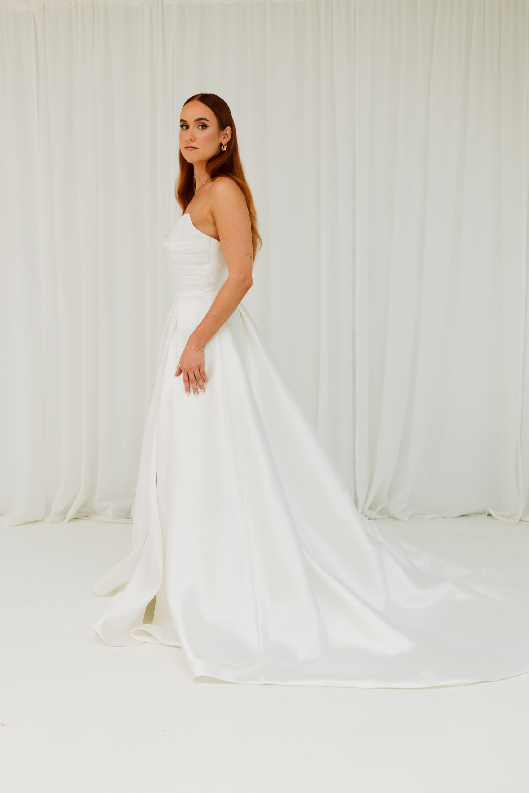 Naomi - Delilah Belle Bridal
