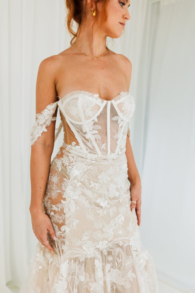 Willow - Delilah Belle Bridal